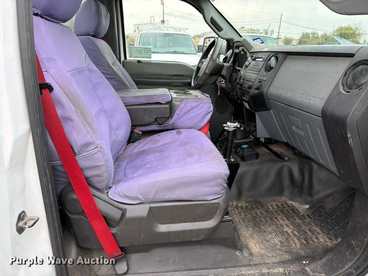 image for item ED5032 2011 Ford F450 Super Duty bucket truck