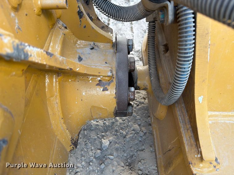 image for item ED5046 2019 Caterpillar D6K2 LGP dozer