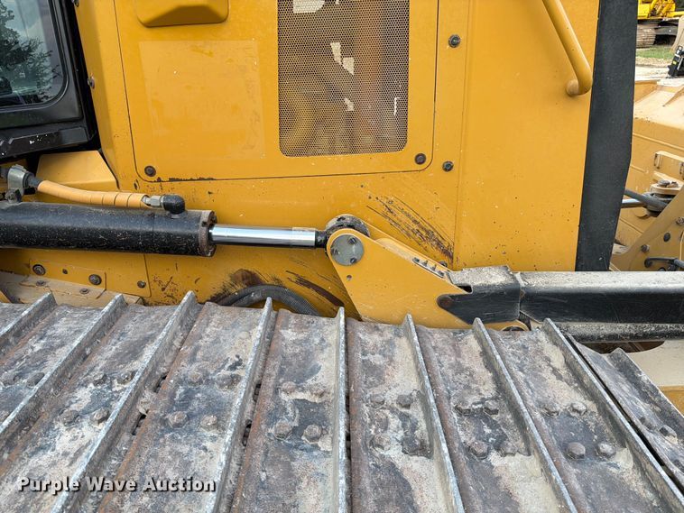 image for item ED5046 2019 Caterpillar D6K2 LGP dozer