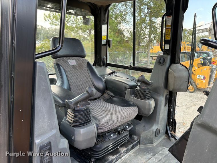 image for item ED5046 2019 Caterpillar D6K2 LGP dozer