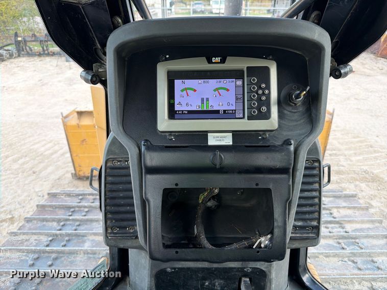 image for item ED5046 2019 Caterpillar D6K2 LGP dozer