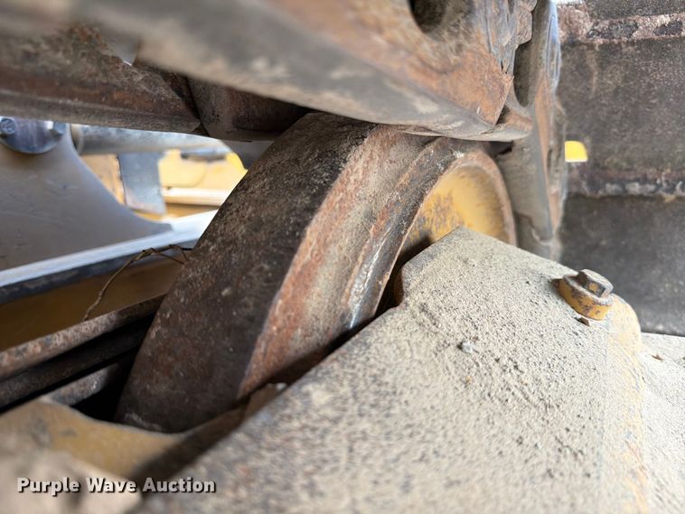 image for item ED5046 2019 Caterpillar D6K2 LGP dozer