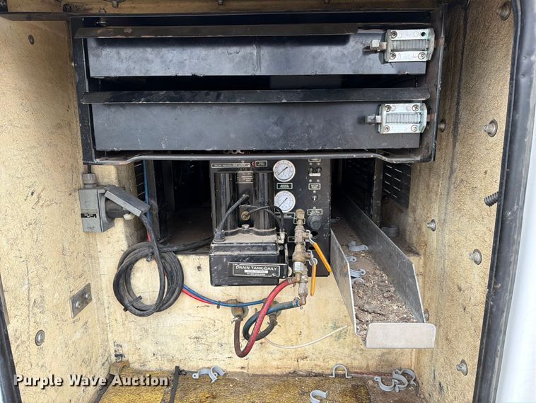 image for item ED5955 2008 Ford F450 Super Duty bucket truck