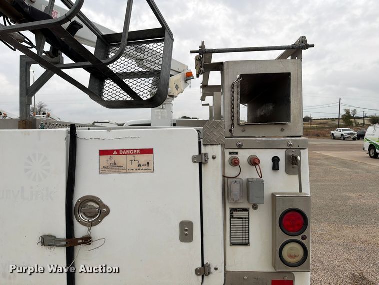 image for item ED5955 2008 Ford F450 Super Duty bucket truck