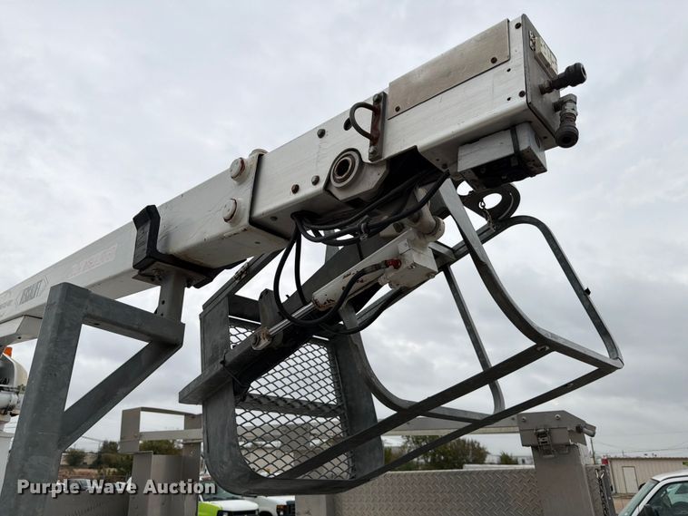 image for item ED5955 2008 Ford F450 Super Duty bucket truck