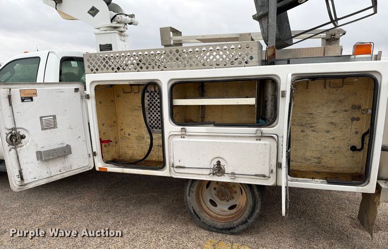 image for item ED5955 2008 Ford F450 Super Duty bucket truck