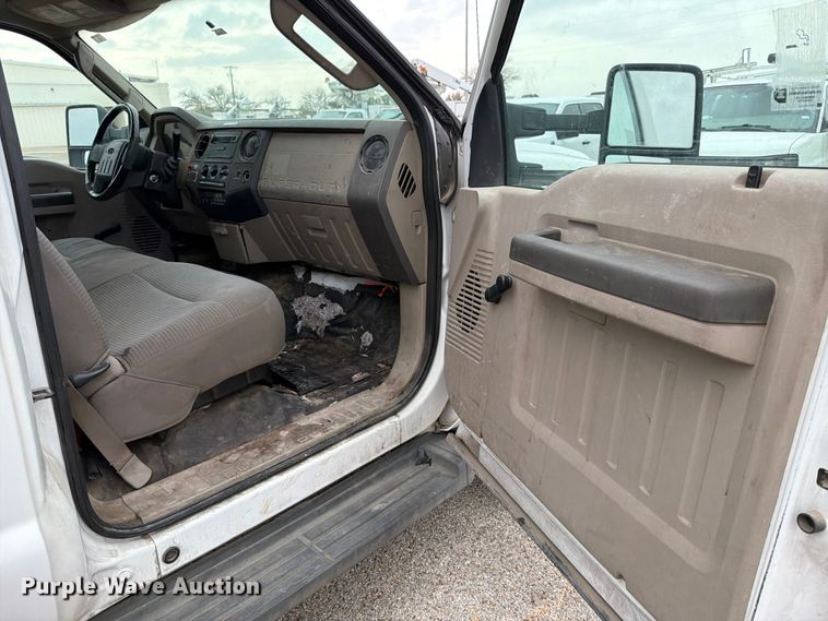 image for item ED5955 2008 Ford F450 Super Duty bucket truck