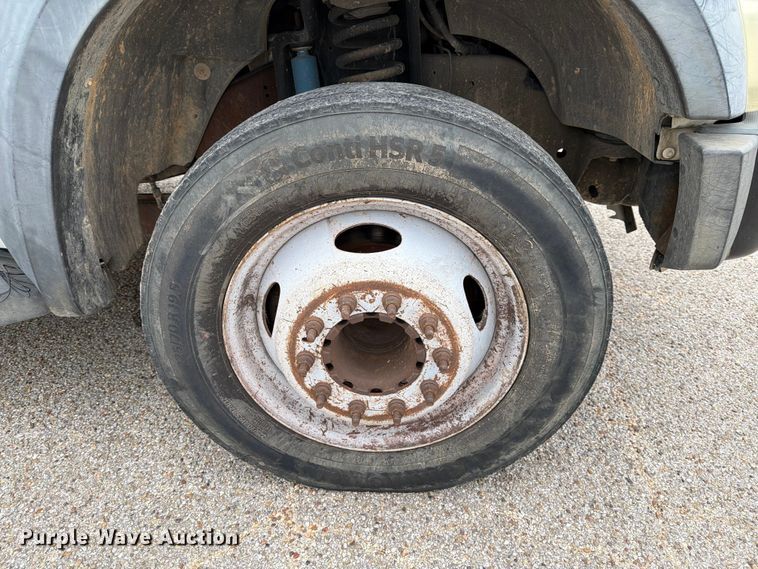 image for item ED5955 2008 Ford F450 Super Duty bucket truck