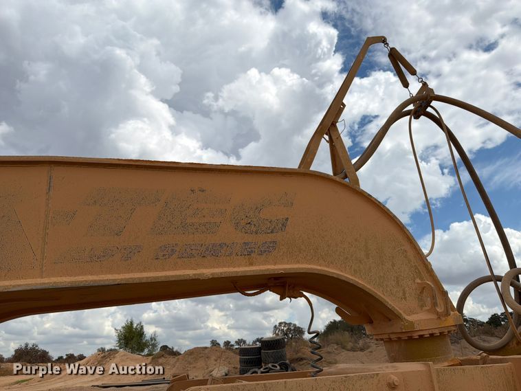 image for item ED5968 2019 K-Tec 1237 scraper