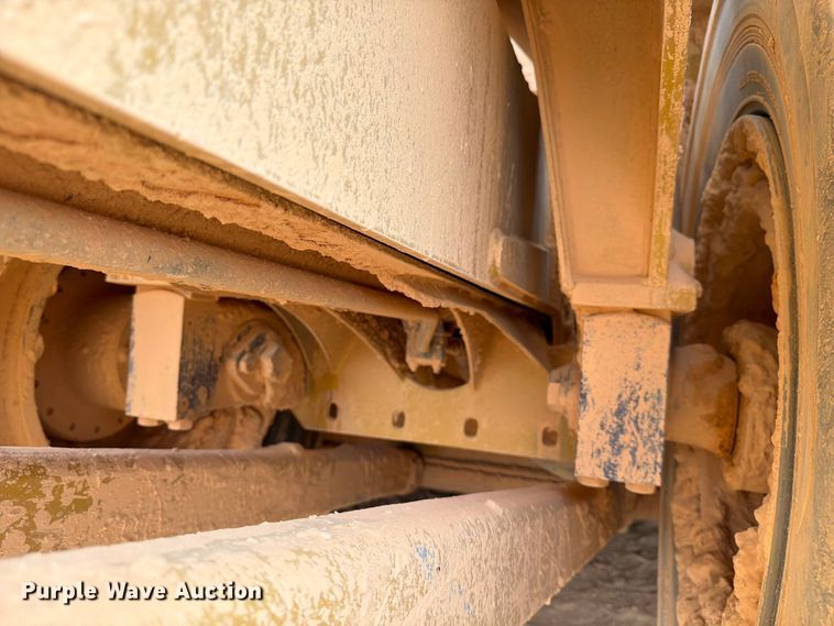 image for item ED5968 2019 K-Tec 1237 scraper