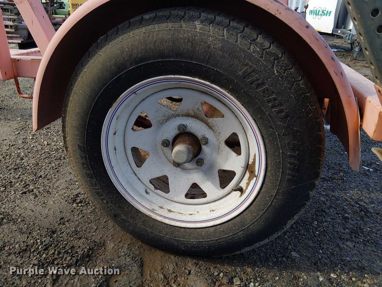 image for item EE4949 2005 Wanco WTSP arrow board trailer