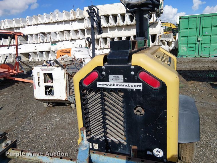 image for item EE4950 Allmand light plant