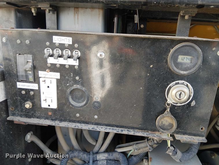 image for item EE4950 Allmand light plant