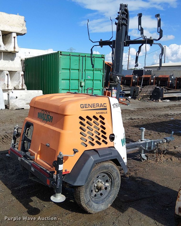 image for item EE4952 2019 Generac MLT6SKDS-STD light plant