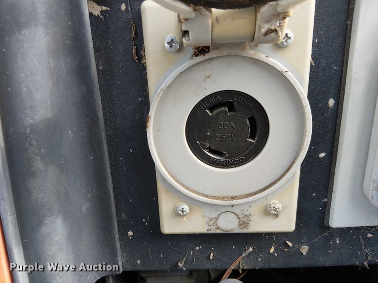 image for item EE4952 2019 Generac MLT6SKDS-STD light plant