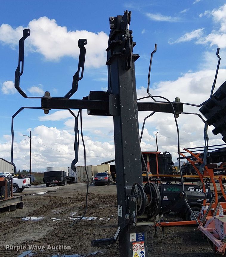 image for item EE4952 2019 Generac MLT6SKDS-STD light plant