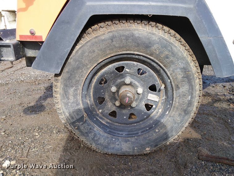 image for item EE4952 2019 Generac MLT6SKDS-STD light plant