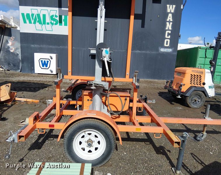 image for item EE4954 2019 Wanco WVT3 message board trailer