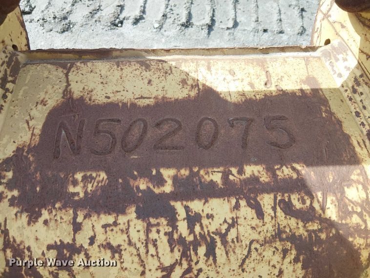 image for item EE4969 Caterpillar 39