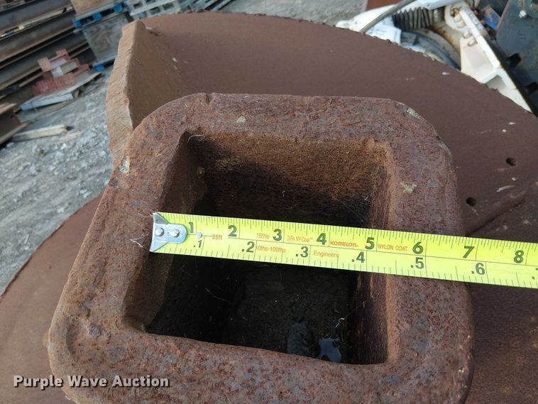 image for item EE4970 48