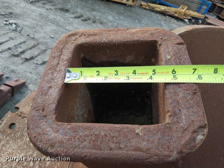 image for item EE4970 48