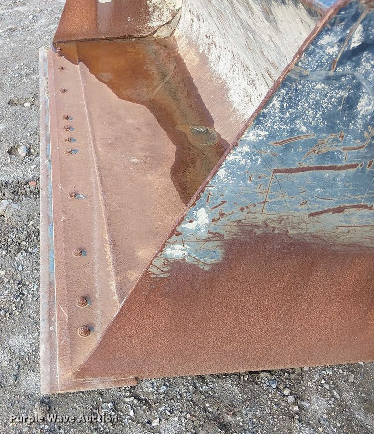 image for item EE4973 2014 Paladin 95