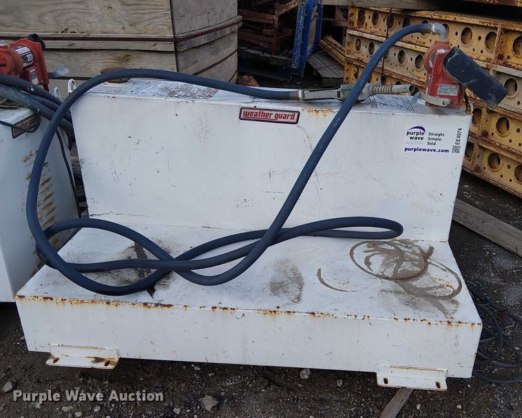image for item EE4974 Weather Guard L-shaped fuel tank