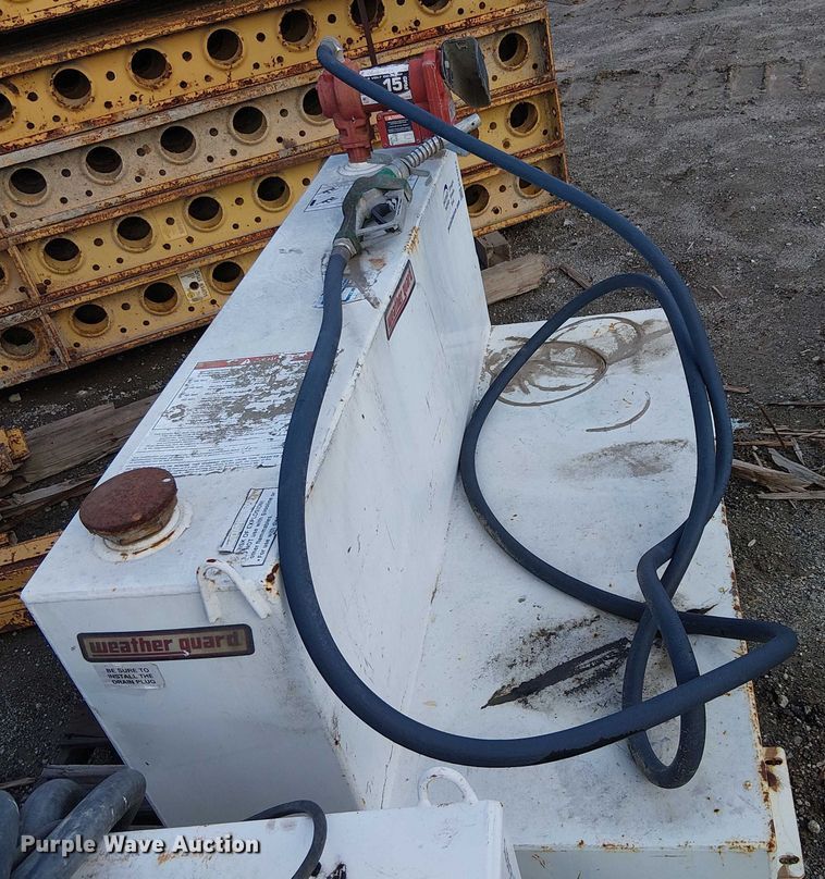 image for item EE4974 Weather Guard L-shaped fuel tank