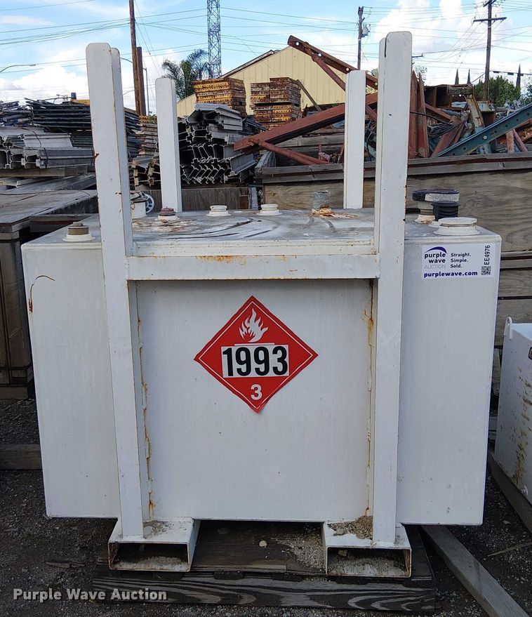 image for item EE4976 Fuel tank