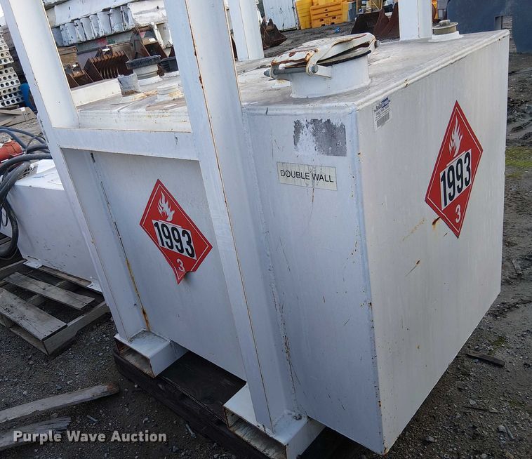 image for item EE4976 Fuel tank