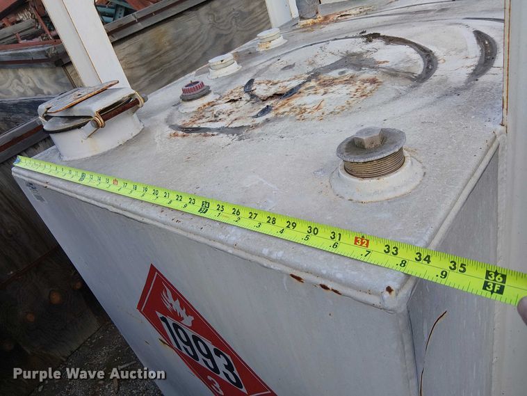 image for item EE4976 Fuel tank