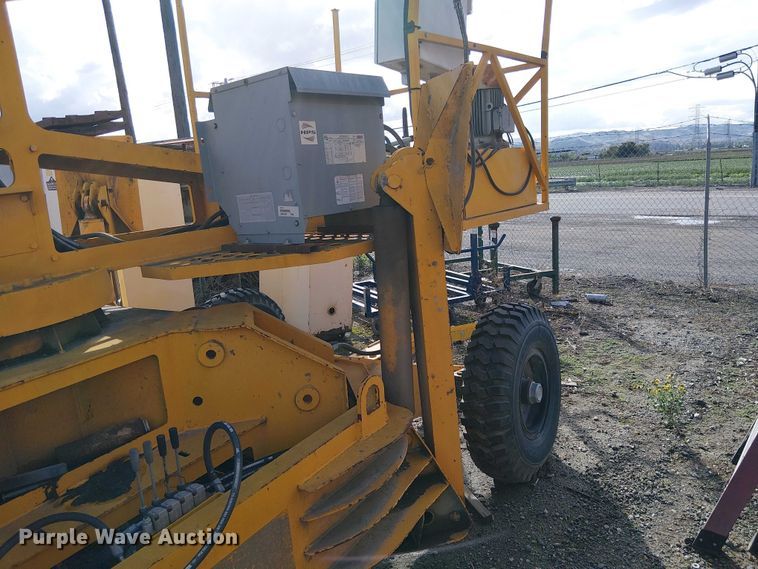 image for item EE4980 2015 Atabey B17 ERC concrete placer