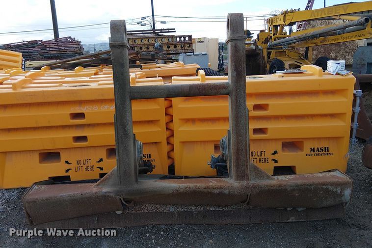 image for item EE4984 Blade