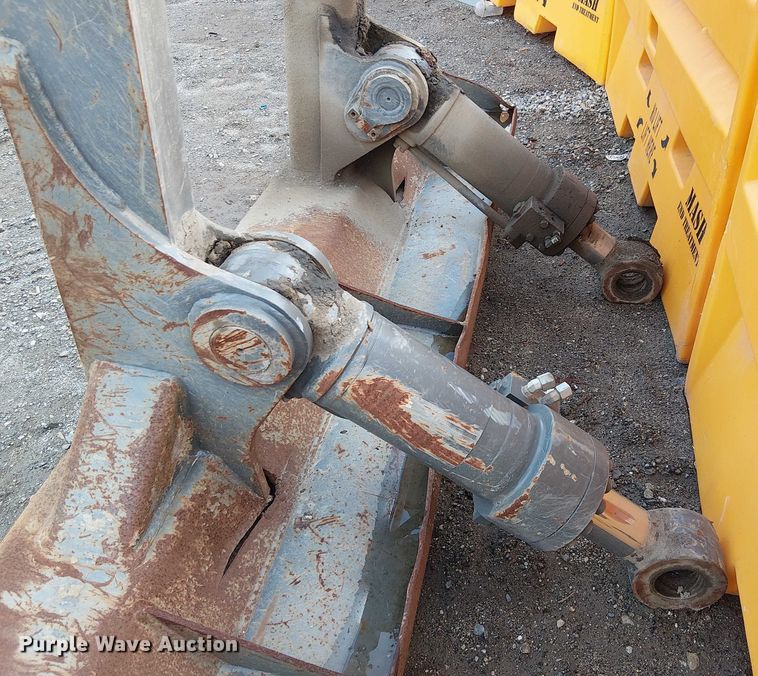 image for item EE4984 Blade