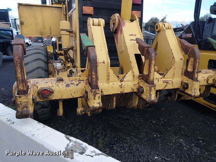 image for item EE4990 1998 Caterpillar 140H motor grader
