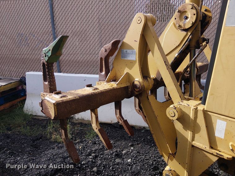 image for item EE4990 1998 Caterpillar 140H motor grader