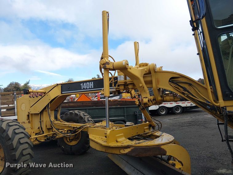 image for item EE4990 1998 Caterpillar 140H motor grader