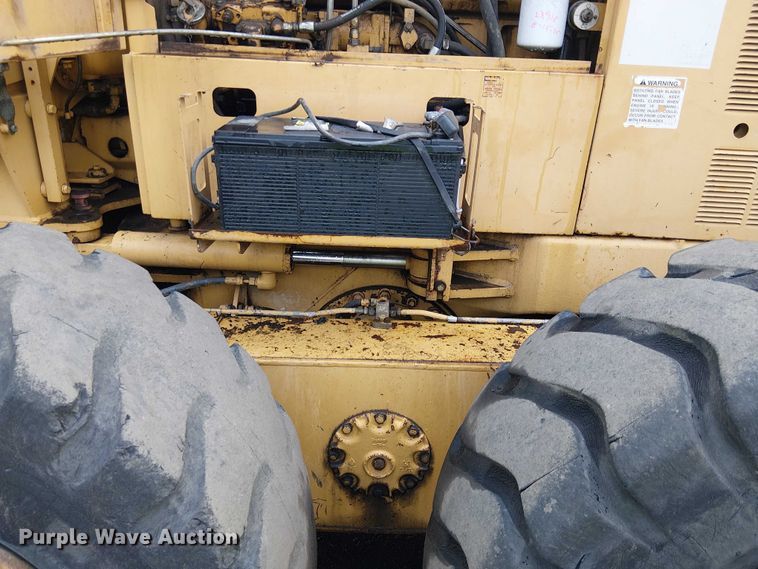 image for item EE4990 1998 Caterpillar 140H motor grader