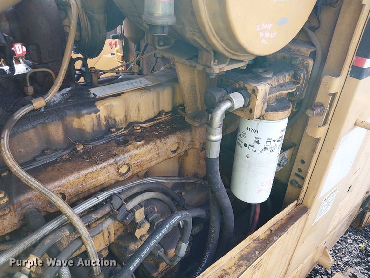 image for item EE4990 1998 Caterpillar 140H motor grader