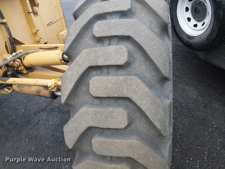 image for item EE4990 1998 Caterpillar 140H motor grader