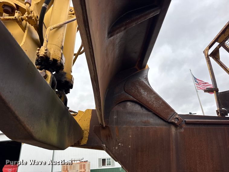 image for item EF2268 1991 Caterpillar 627E scraper