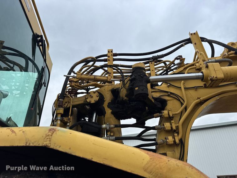 image for item EF2268 1991 Caterpillar 627E scraper