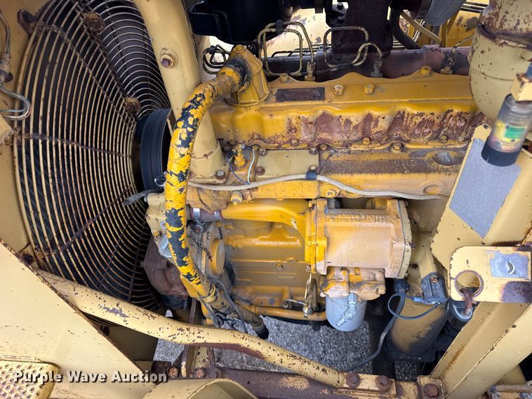 image for item EF2268 1991 Caterpillar 627E scraper