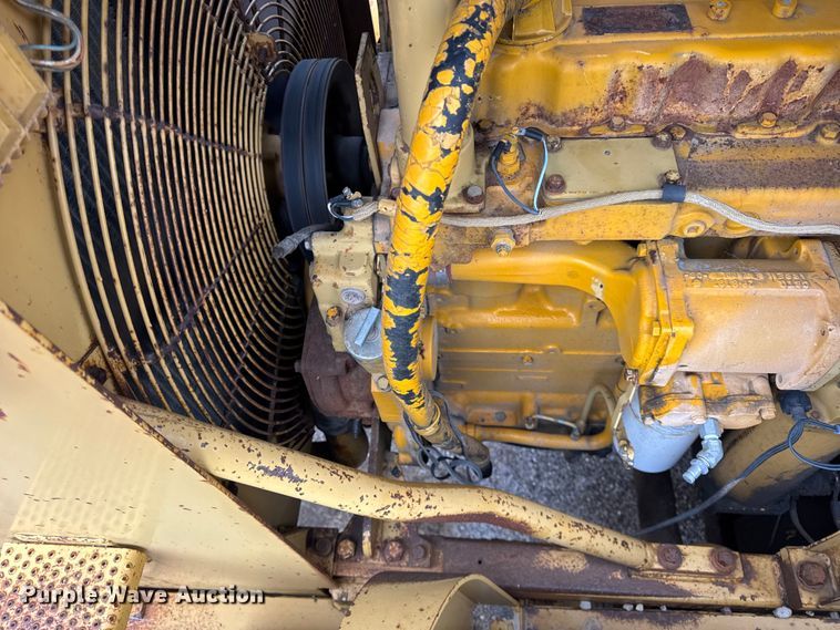 image for item EF2268 1991 Caterpillar 627E scraper