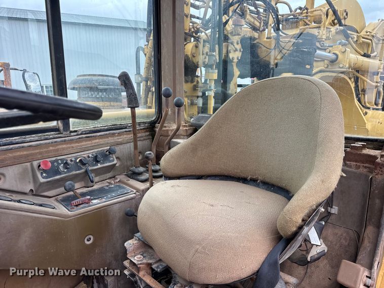 image for item EF2268 1991 Caterpillar 627E scraper