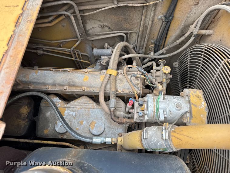 image for item EF2268 1991 Caterpillar 627E scraper