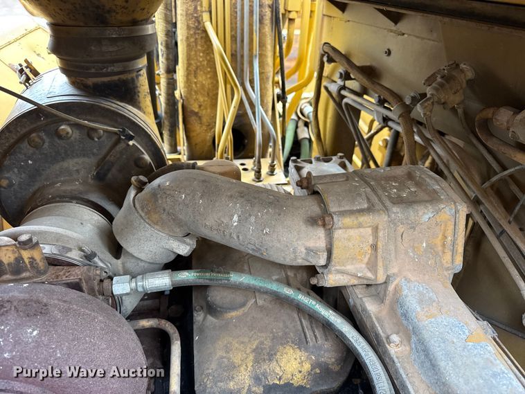 image for item EF2268 1991 Caterpillar 627E scraper