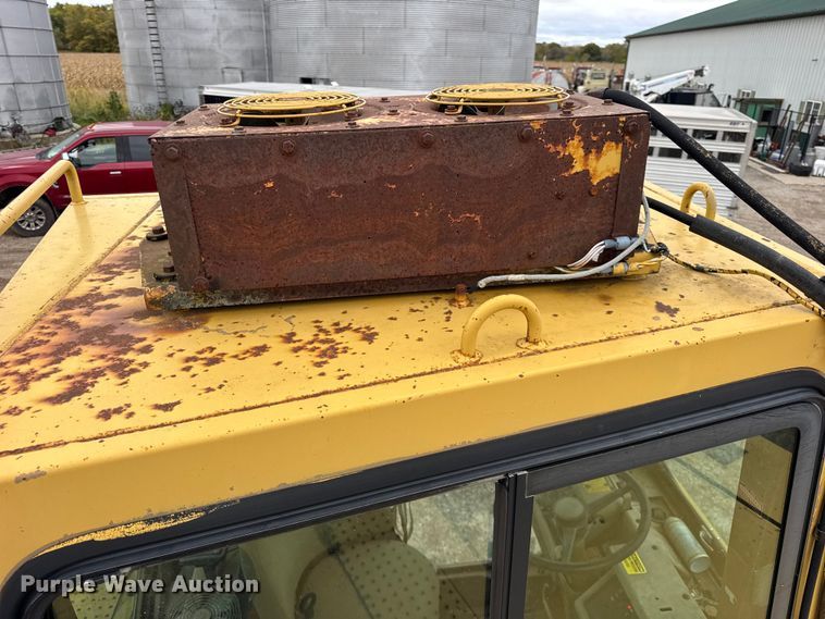 image for item EF2268 1991 Caterpillar 627E scraper