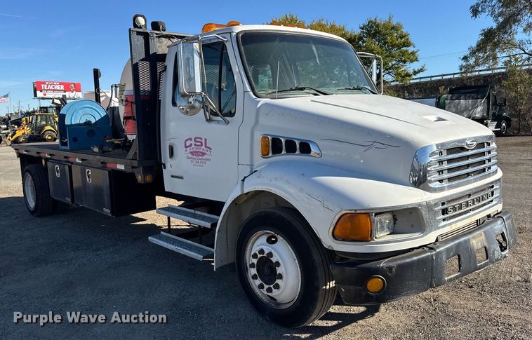 image for item EF2289 2001 Sterling Acterra M7500 flatbed truck