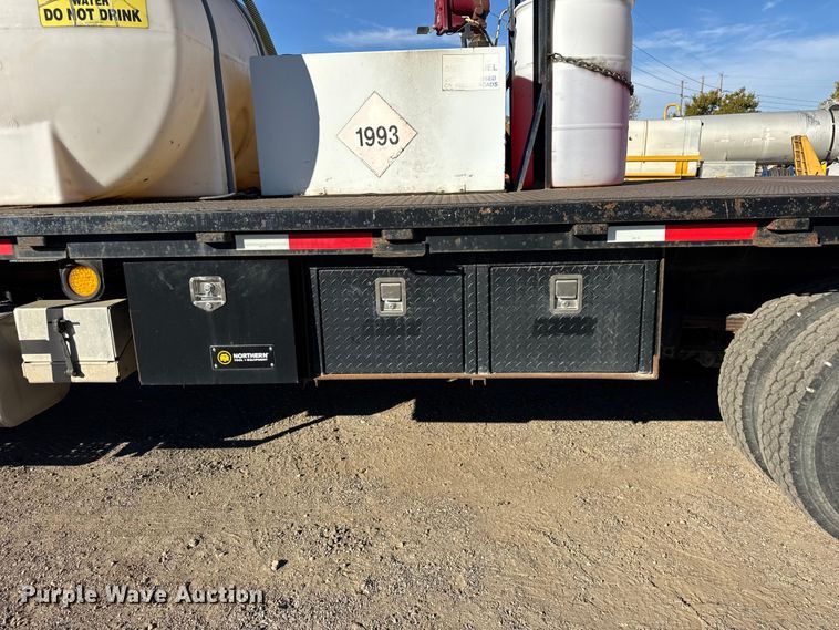 image for item EF2289 2001 Sterling Acterra M7500 flatbed truck